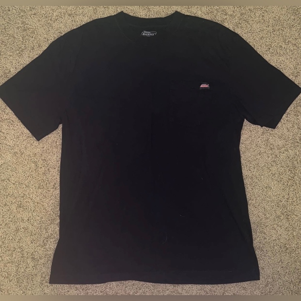 Black Genuine Dickies T-Shirt Men’s Size Large.